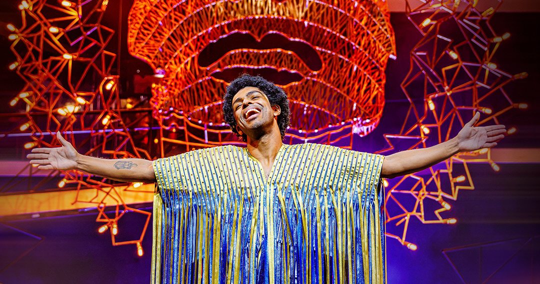 Gilberto Gil em cartaz, no Teatro Santander