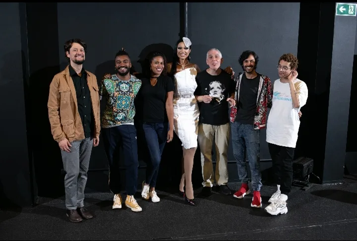 Cia Os ZZZLOTS estreia: SAPATHOS na SP Escola de Teatro De 6 até 23 de março